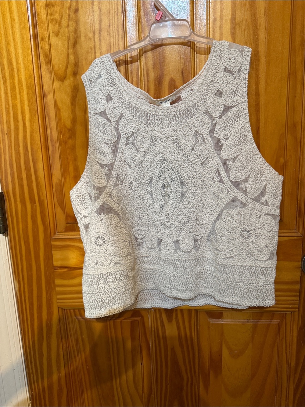 Ultra Pink Crochet Tank Top - Cream